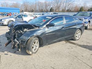 Hyundai Sonata GLS 2.4L 4 2013