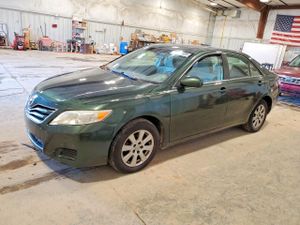 Toyota Camry BASE 2.5L 4 2011