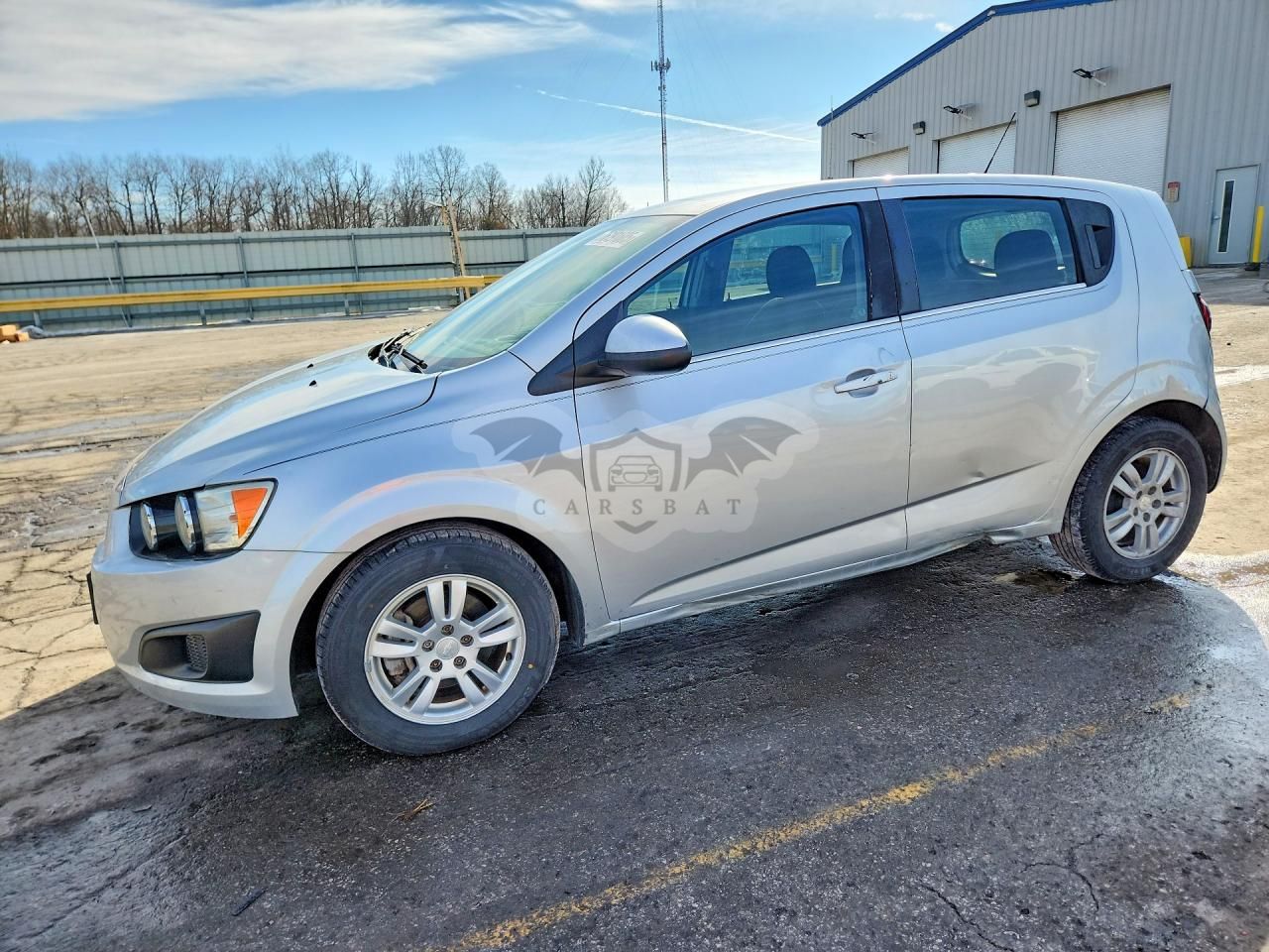Chevrolet Aveo (Sonic) LT 1.8L 4 2015