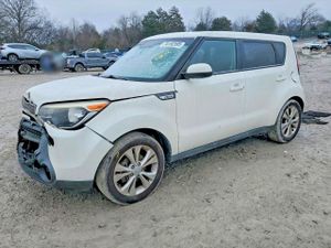 Kia Soul + 2.0L 4 2015
