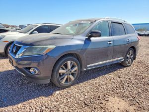Nissan Pathfinder S 3.5L 6 2014