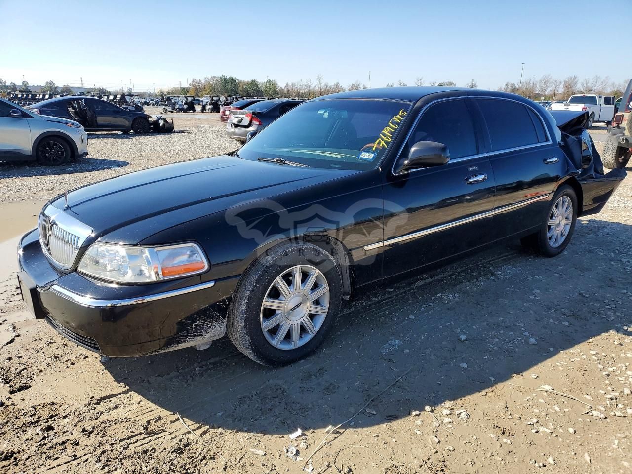 Lincoln Town Car SIGNATURE LIMITED 4.6L 8 2011