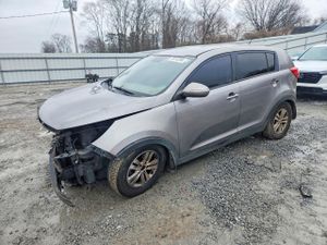 Kia Sportage LX 2.4L 4 2011