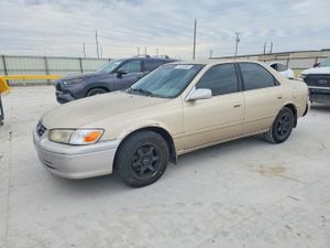 Toyota Camry CE 2.2L 4 2000