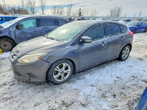 Ford Focus SE 2.0L 4 2014