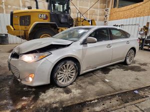 Toyota Avalon HYBRID 2.5L 4 2013