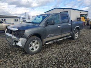Nissan Titan XE 5.6L 8 2010