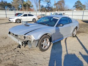 Ford Mustang 3.9L 6 2004