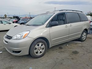 Toyota Sienna CE 3.3L 6 2005
