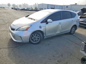 Toyota Prius 1.8L 4 2013