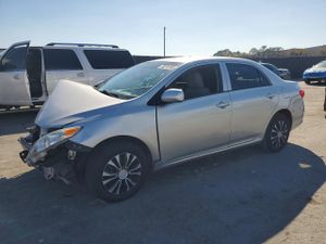 Toyota Corolla BASE 1.8L 4 2013