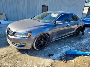 Volkswagen Passat SE 1.8L 4 2015