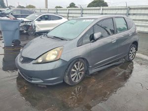 Honda Fit SPORT 1.5L 4 2013