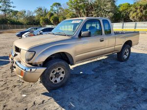 Toyota Tacoma XTRACAB PRERUNNER 2.7L 4 2000