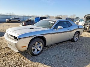 Dodge Challenger SE 3.5L 6 2010