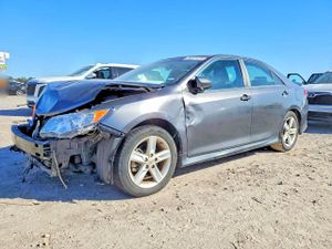 Toyota Camry BASE 2.5L 4 2012