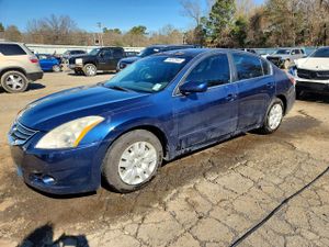 Nissan Altima BASE 2.5L 4 2012