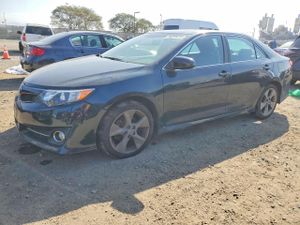 Toyota Camry SE 3.5L 6 2014