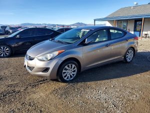Hyundai Elantra 1.8L 4 2013