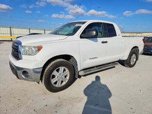 Toyota Tundra DOUBLE CAB SR5 4.6L 8 2011