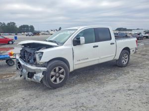 Nissan Titan S 5.6L 8 2012