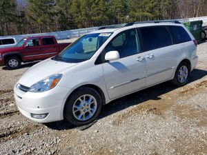 Toyota Sienna XLE 3.3L 6 2004