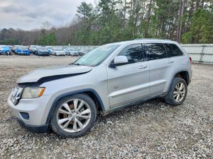 Jeep Grand Cherokee LAREDO 3.6L 6 2011