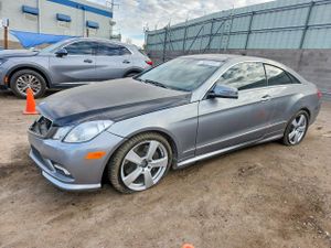 Mercedes-Benz E 550 5.5L 8 2011