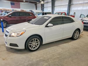 Chevrolet Malibu 1LT 2.5L 4 2013