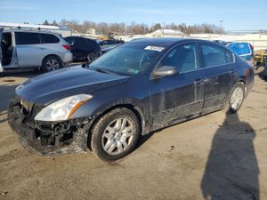 Nissan Altima BASE 2.5L 4 2012