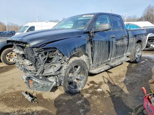 RAM 1500 ST 5.7L 8 2015