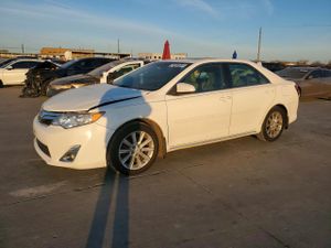 Toyota Camry BASE 2.5L 4 2012