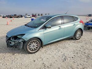 Ford Focus SEL 2.0L 4 2012