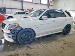Mercedes-Benz ML 4.6L 8 2012