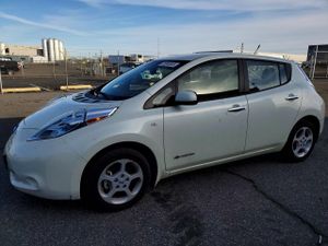 Nissan Leaf SV 2011