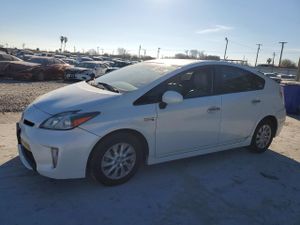 Toyota Prius 1.8L 4 2013