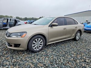 Volkswagen Passat S 1.8L 4 2015