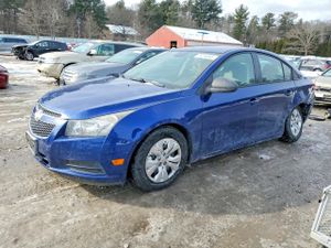 Chevrolet Cruze LS 1.8L 4 2013