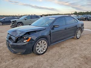 Volkswagen Passat S 1.8L 4 2015