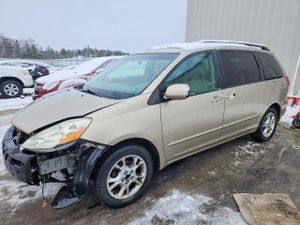 Toyota Sienna XLE 3.3L 6 2006
