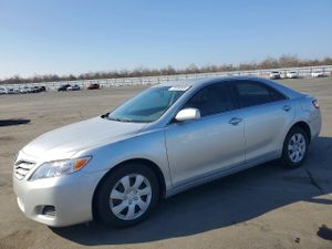 Toyota Camry BASE 2.5L 4 2011