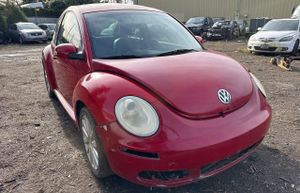 Volkswagen Beetle S 2.5L 5 2008