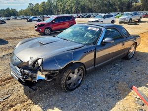 Ford Thunderbird 3.9L 8 2003