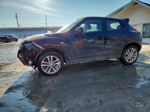 Nissan Juke S 1.6L 4 2013