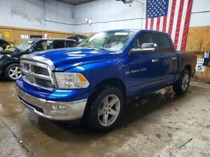 Dodge RAM 5.7L 8 2011
