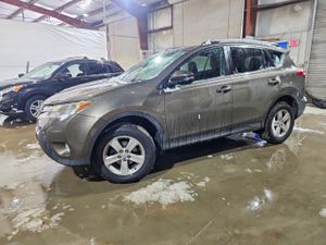 Toyota Rav4 XLE 2.5L 4 2014