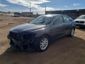 Toyota Camry BASE 2.5L 4 2010