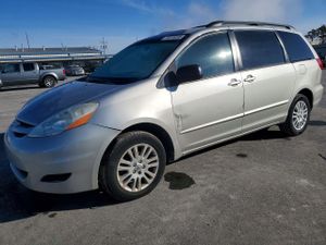 Toyota Sienna LE 3.5L 6 2007