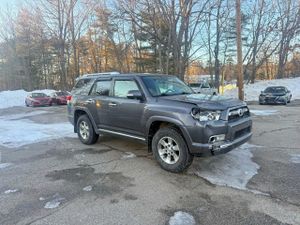 Toyota 4Runner SR5 4.0L 6 2013