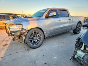 RAM 1500 LARAMIE 5.7L 8 2019
